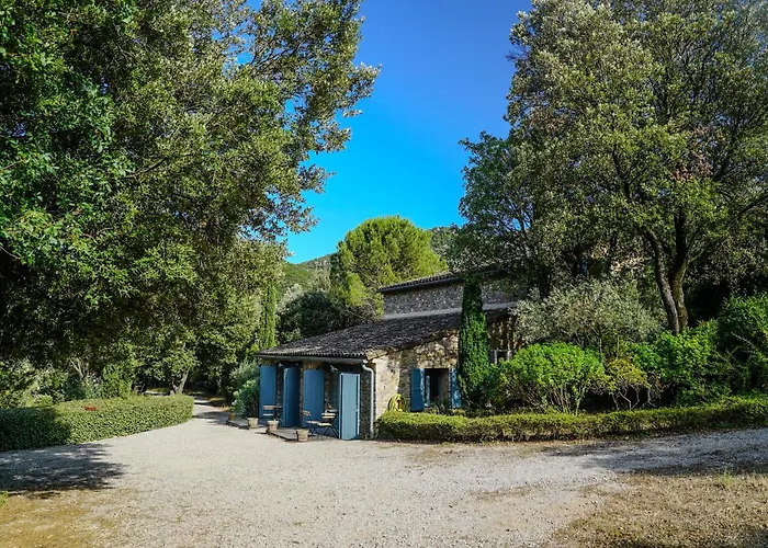 Le Pre De Marius Willa *